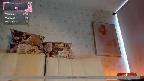 Snapshot of katheriine_saenz22 chatting on 02.19.25 Kathee Saenz online show from 02.19.25