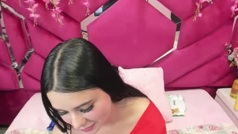 Snapshot of katherin_sweett chatting on 09.30.25 katherin_sweett online show from 09.30.25