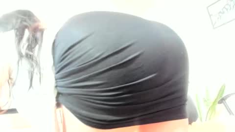 Snapshot of katherine_blair chatting on 04.15.26 katherine_blair online show from 04.15.26