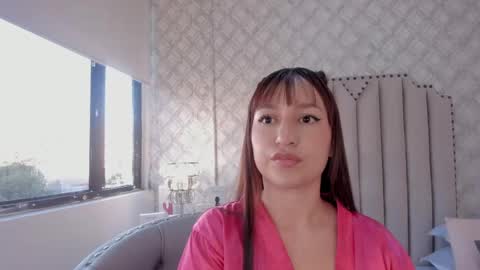 Snapshot of katherine_glow chatting on 05.28.26 KATHE online show from 05.28.26