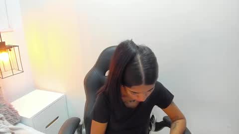 Khaty online show from 01.30.25