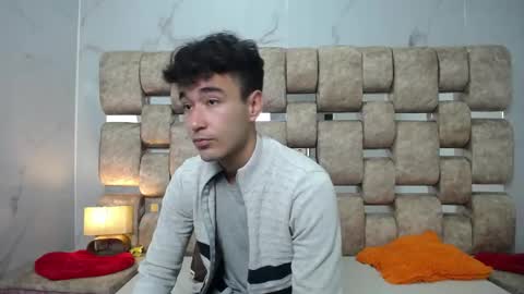 Kaht y Aiden online show from 04.17.26