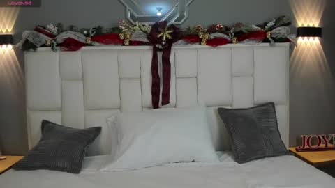 Kathy online show from 12.16.25