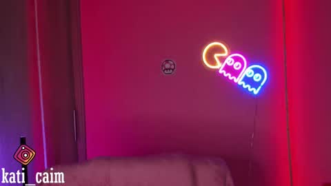 Snapshot of kati_01 chatting on 03.11.25     online show from 03.11.25