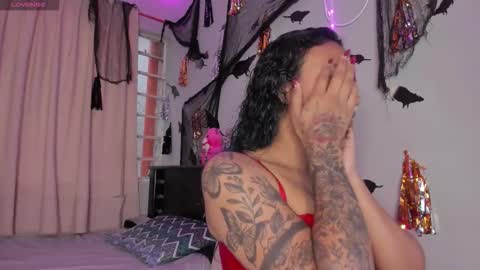 Snapshot of katia606424 chatting on 10.23.25 Katia online show from 10.23.25