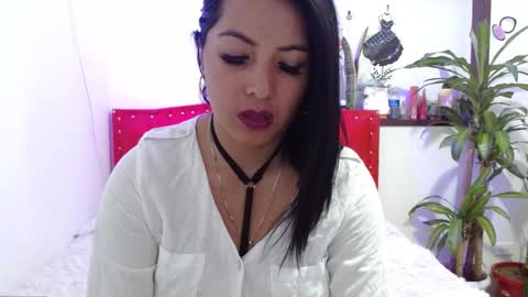 Snapshot of katia_collins chatting on 01.26.25 Katia collins online show from 01.26.25