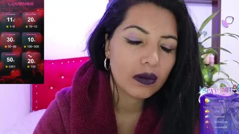 Snapshot of katia_collins chatting on 02.02.25 Katia collins online show from 02.02.25