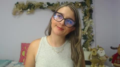 Snapshot of katia_foxx chatting on 12.29.24 Khaterine online show from 12.29.24