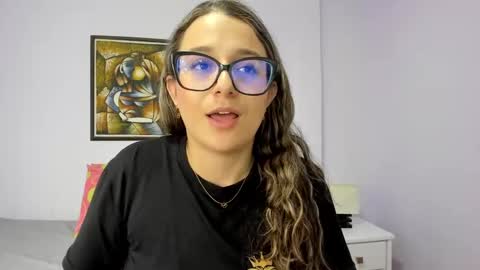 Snapshot of katia_foxx chatting on 01.17.25 Khaterine online show from 01.17.25