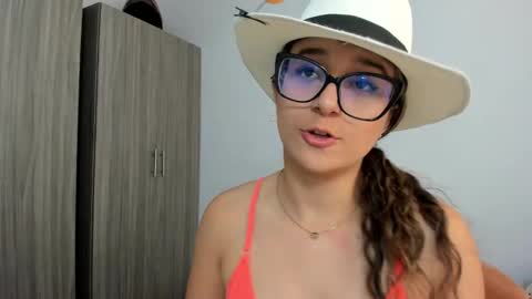 Snapshot of katia_foxx chatting on 01.29.25 Khaterine online show from 01.29.25