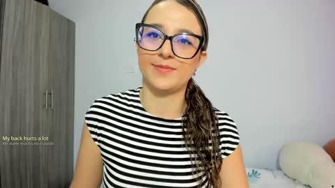 Snapshot of katia_foxx chatting on 01.31.25 Khaterine online show from 01.31.25