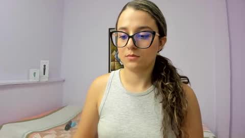 Snapshot of katia_foxx chatting on 02.04.25 Khaterine online show from 02.04.25