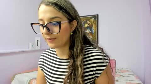 Snapshot of katia_foxx chatting on 02.08.25 Khaterine online show from 02.08.25