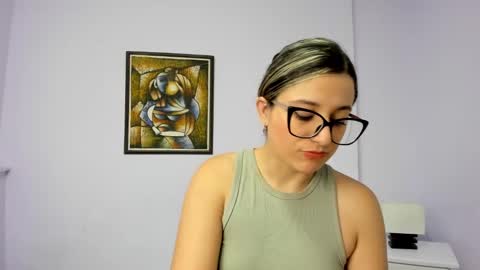 Snapshot of katia_foxx chatting on 02.13.25 Khaterine online show from 02.13.25