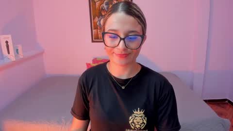 Snapshot of katia_foxx chatting on 02.24.25 Khaterine online show from 02.24.25