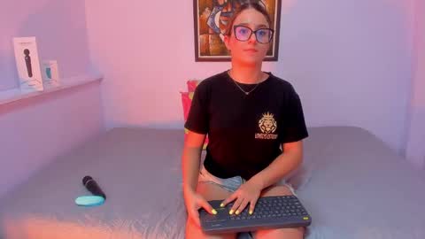 Snapshot of katia_foxx chatting on 02.24.25 Khaterine online show from 02.24.25