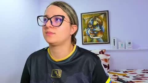 Snapshot of katia_foxx chatting on 10.01.25 Khaterine online show from 10.01.25