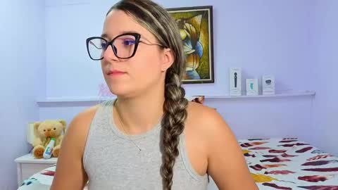 Snapshot of katia_foxx chatting on 10.02.25 Khaterine online show from 10.02.25