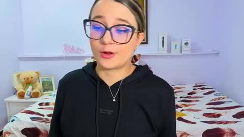 Snapshot of katia_foxx chatting on 10.03.25 Khaterine online show from 10.03.25