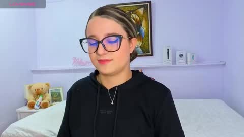 Snapshot of katia_foxx chatting on 10.06.25 Khaterine online show from 10.06.25