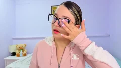 Snapshot of katia_foxx chatting on 10.30.25 Khaterine online show from 10.30.25