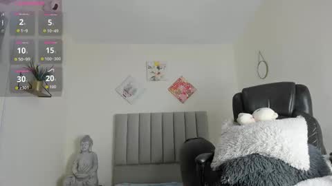 Katia  online show from 10.23.25