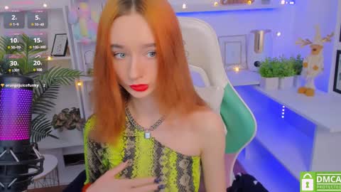 Katia  online show from 01.12.25