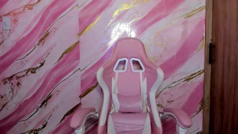 Katie online show from 12.14.25