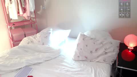 Katie Deville online show from 02.08.26