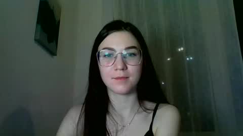 Snapshot of katie_foxi chatting on 02.23.25 katie_foxi online show from 02.23.25