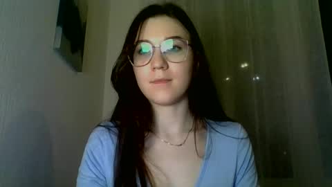 Snapshot of katie_foxi chatting on 02.28.25 katie_foxi online show from 02.28.25