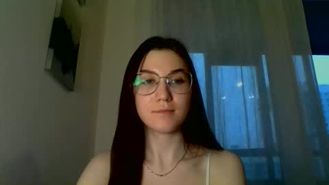 Snapshot of katie_foxi chatting on 03.05.25 katie_foxi online show from 03.05.25