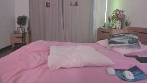 Kate online show from 11.15.25