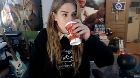 Snapshot of katiecutie_5 chatting on 12.19.24 Katie online show from 12.19.24