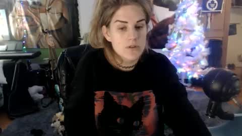 Snapshot of katiecutie_5 chatting on 01.09.25 Katie online show from 01.09.25