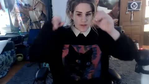 Snapshot of katiecutie_5 chatting on 02.26.25 Katie online show from 02.26.25