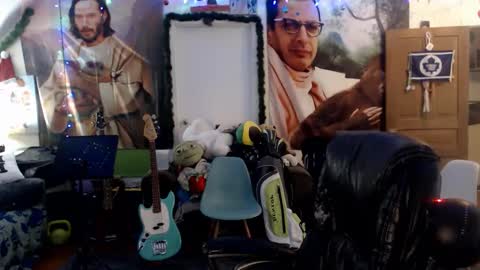 Snapshot of katiecutie_5 chatting on 03.01.25 Katie online show from 03.01.25