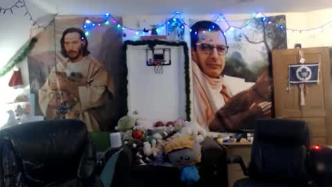 Snapshot of katiecutie_5 chatting on 10.29.25 Katie online show from 10.29.25