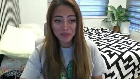 Snapshot of katiefrox_ chatting on 03.03.25 katiefrox  online show from 03.03.25