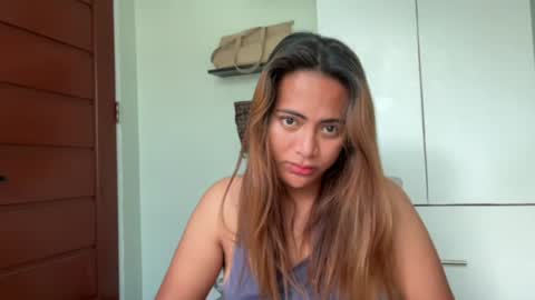 katiefrox  online show from 11.15.25
