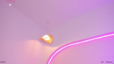 Katy  IGPeach kat666 online show from 12.30.24