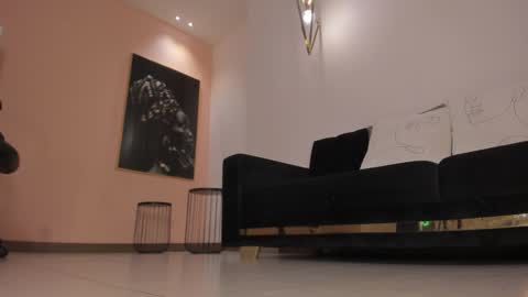 Kate Stonne online show from 01.22.25