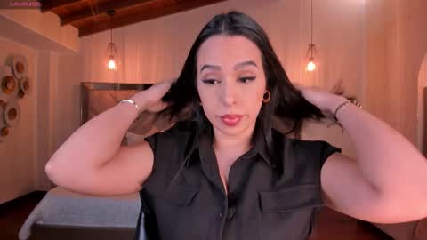 Kate Stonne online show from 10.04.25