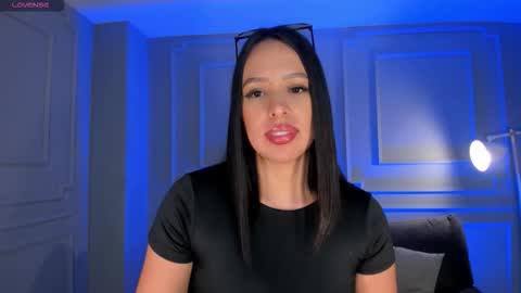 Snapshot of katiestonne chatting on 02.22.26 Kate Stonne online show from 02.22.26