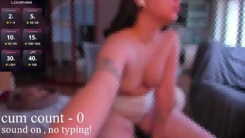 Snapshot of katiewoww chatting on 04.19.26 Miss Katie online show from 04.19.26
