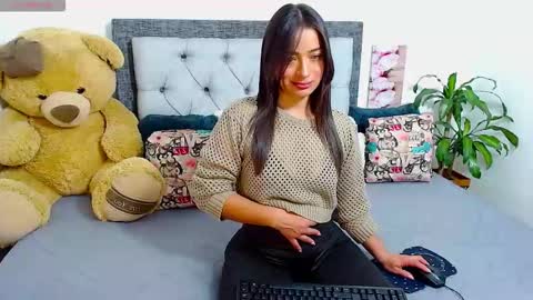 Follow Instagram katikloving online show from 03.19.26