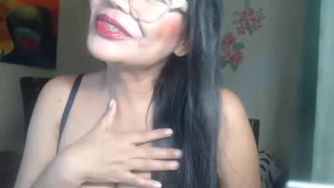 Snapshot of katiusca_horny2 chatting on 02.17.25 katiusca_horny2 online show from 02.17.25