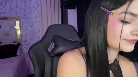 Snapshot of katleen_v chatting on 07.22.26 Katleen. online show from 07.22.26