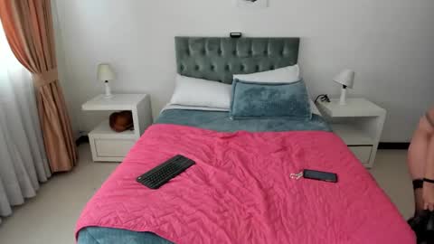 Katnia and Marcuz online show from 03.08.25