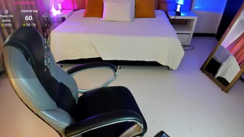 Katnia and Marcuz online show from 10.04.25